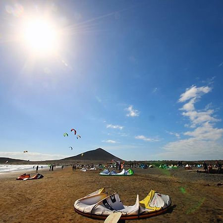 Barlovento By Rentmedano Luxury Beach Front Apartment With Fantastic Ocean Views 엘메다노 외부 사진